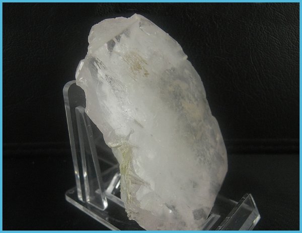 MIN-0301 Morganit-Schwimmerkristall